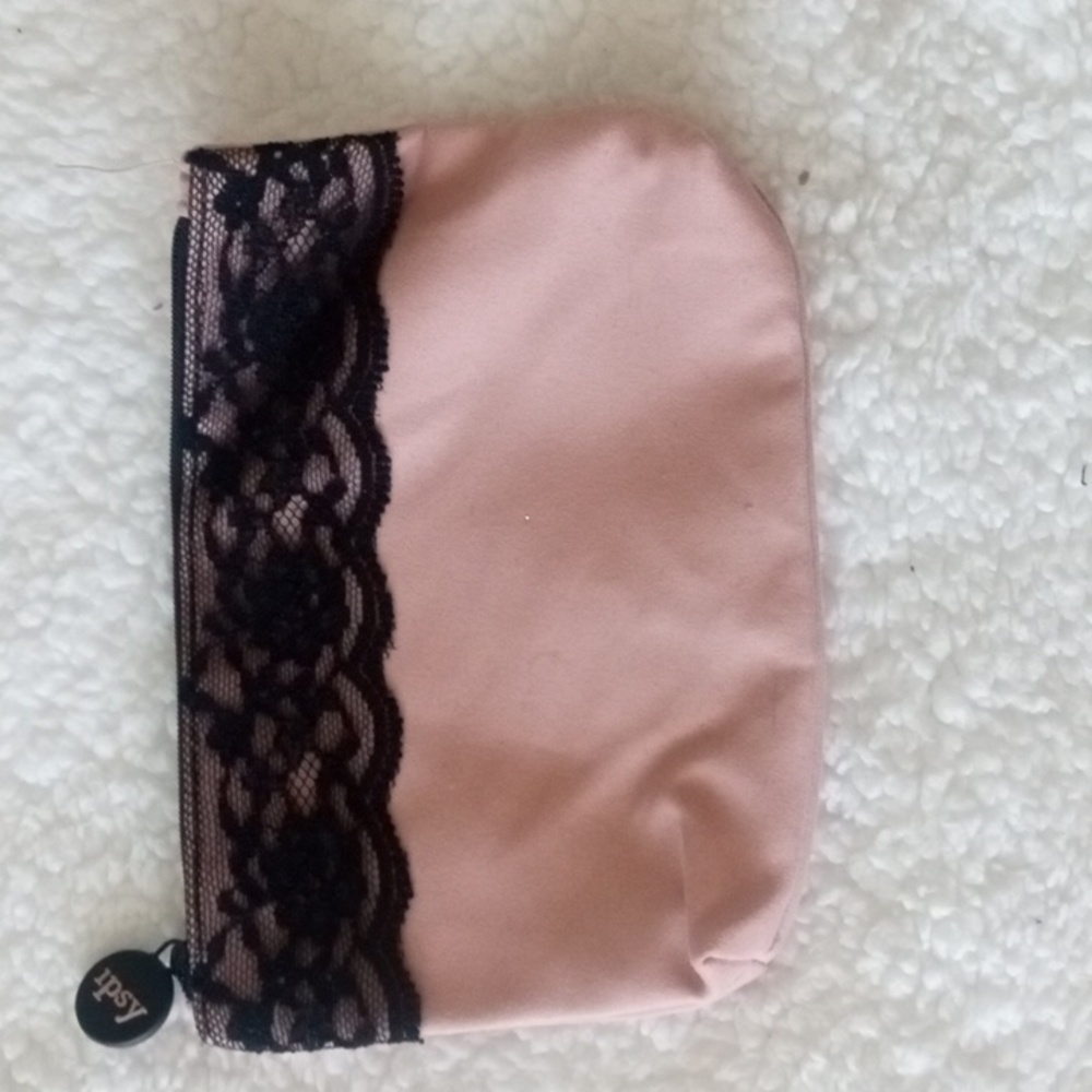 Ipsy pink and black lace makeup bag